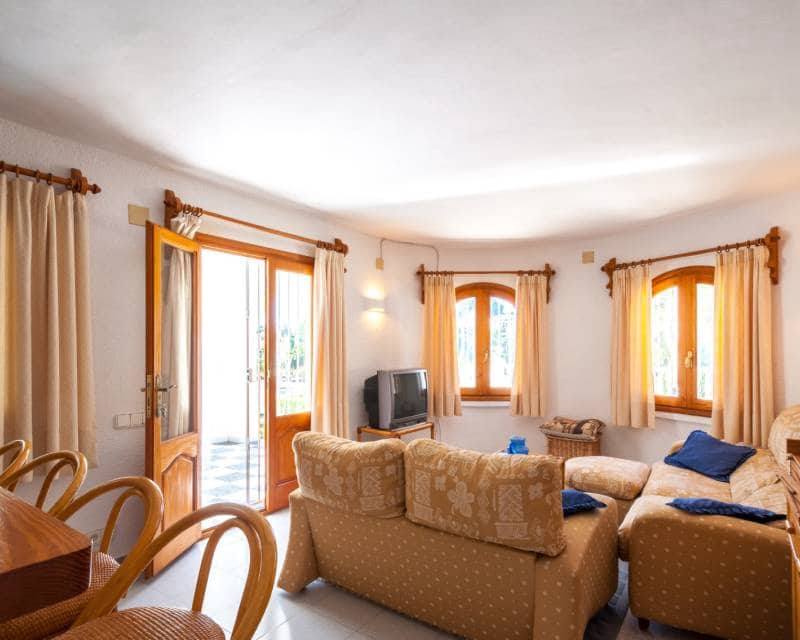 5 soverom Villa til salgs i Benissa med svømmebasseng - € 775 000 (Ref: 9623203)