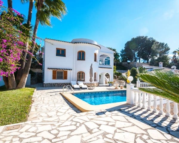 5 soverom Villa til salgs i Benissa med svømmebasseng - € 775 000 (Ref: 9623203)