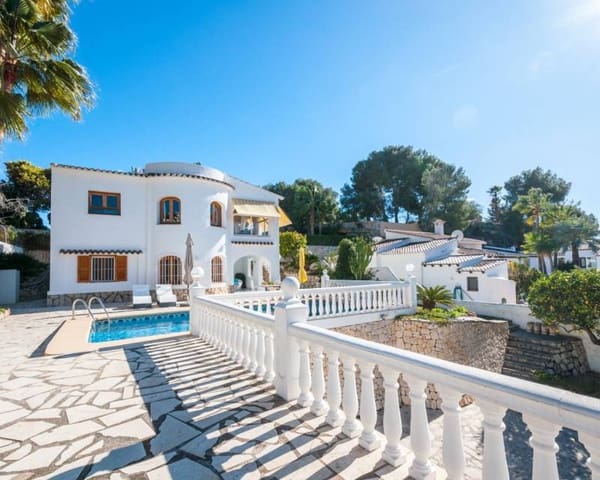 5 soverom Villa til salgs i Benissa med svømmebasseng - € 775 000 (Ref: 9623203)