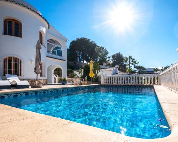 5 soverom Villa til salgs i Benissa med svømmebasseng - € 775 000 (Ref: 9623203)