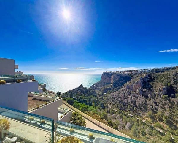 Apartamento de 3 habitaciones en Benitachell / Benitatxell en venta con piscina garaje - 750.000 € (Ref: 9626089)