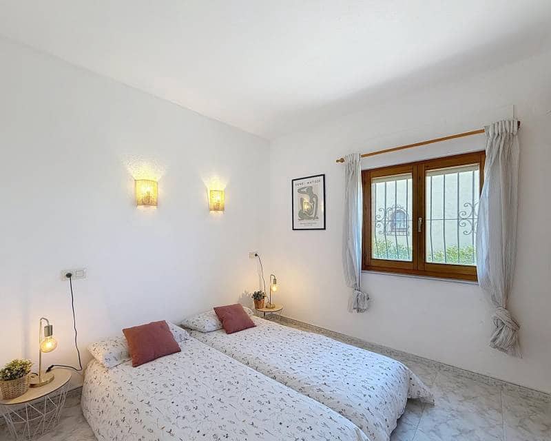 2 chambre Villa/Maison à vendre à Benitachell / Benitatxell avec piscine - 380 000 € (Ref: 9626296)