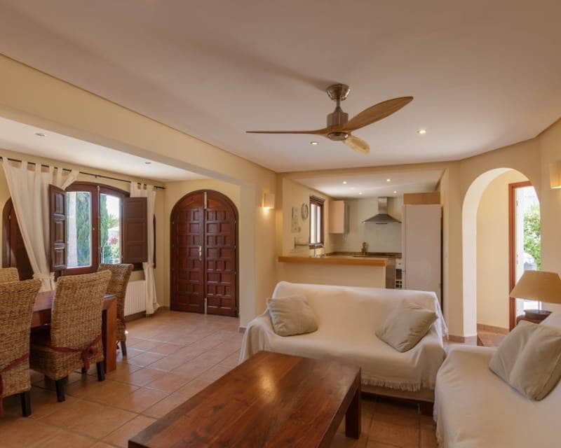 3 quarto Moradia para arrendar em Javea / Xabia com piscina - 1 595 € (Ref: 9655609)