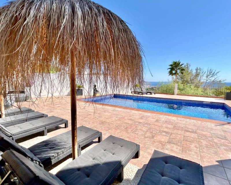 4 sovrum Villa till salu i Moraira med pool - 1 199 000 € (Ref: 9666993)