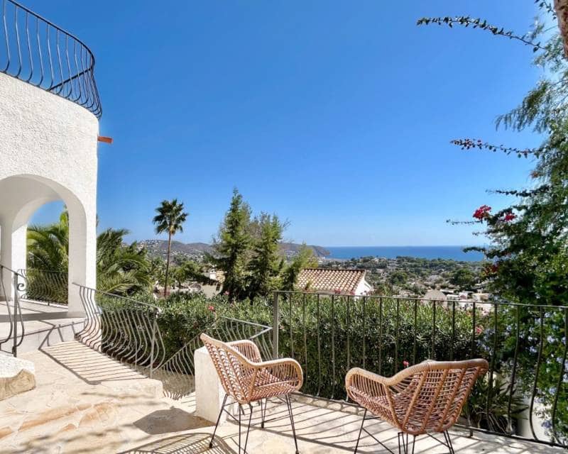 4 sovrum Villa till salu i Moraira med pool - 1 199 000 € (Ref: 9666993)