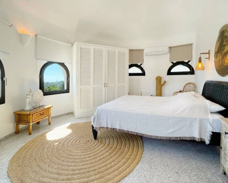 4 sovrum Villa till salu i Moraira med pool - 1 199 000 € (Ref: 9666993)