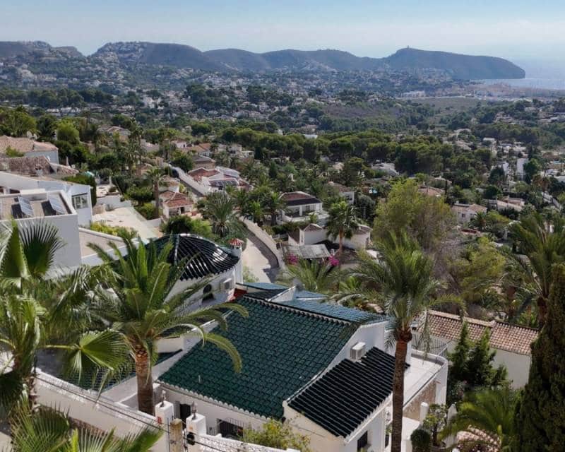 4 sovrum Villa till salu i Moraira med pool - 1 199 000 € (Ref: 9666993)