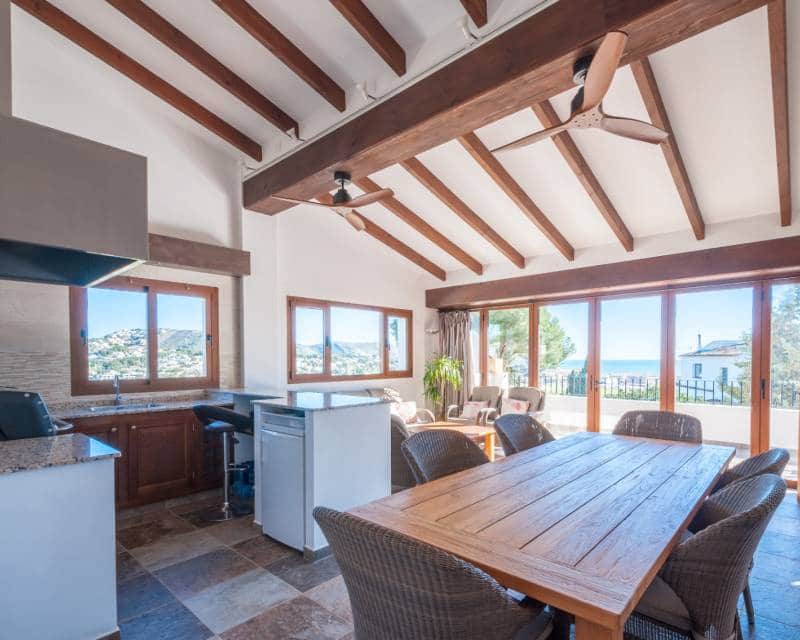 4 bedroom Villa for sale in Moraira with pool garage - € 1,190,000 (Ref: 9666994)