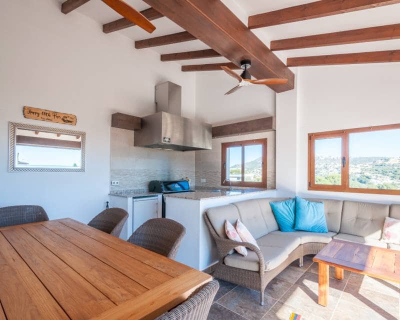 4 bedroom Villa for sale in Moraira with pool garage - € 1,190,000 (Ref: 9666994)