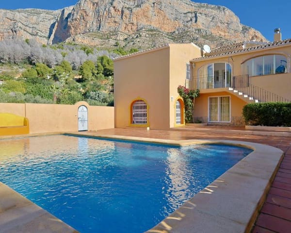 4 sypialnia Willa na sprzedaż w Javea / Xàbia z basenem - 750 000 € (Ref: 9666995)