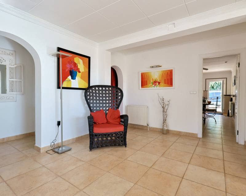 4 soverom Villa til salgs i Javea / Xabia med svømmebasseng - € 750 000 (Ref: 9666995)