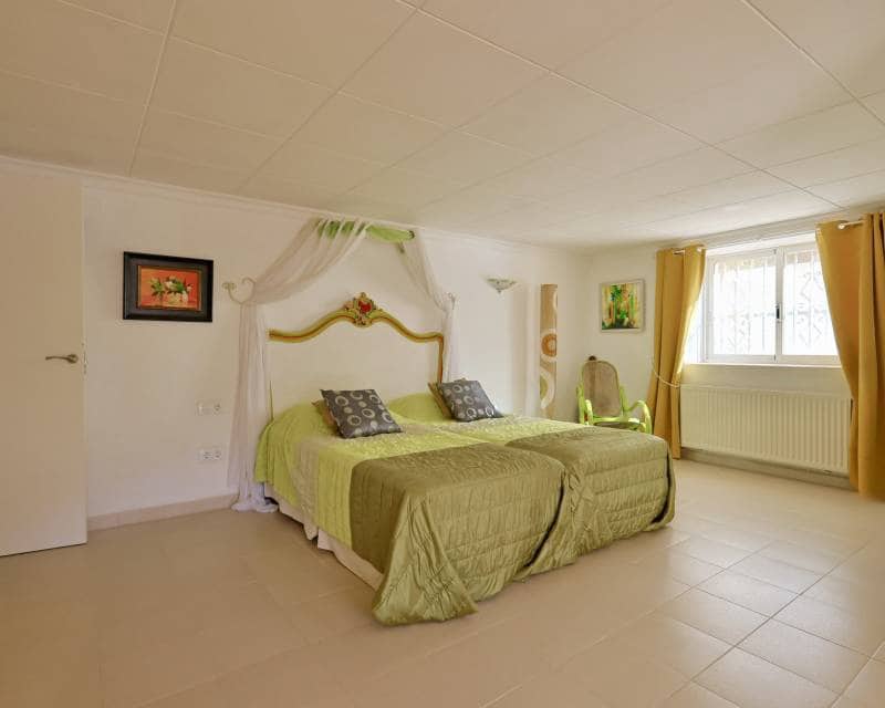 4 soverom Villa til salgs i Javea / Xabia med svømmebasseng - € 750 000 (Ref: 9666995)