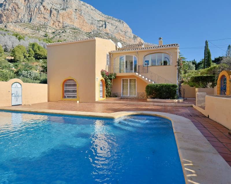 4 soverom Villa til salgs i Javea / Xabia med svømmebasseng - € 750 000 (Ref: 9666995)
