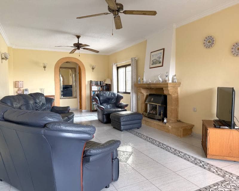 3 Zimmer Villa zu verkaufen in Moraira mit Pool Garage - 665.000 € (Ref: 9694039)