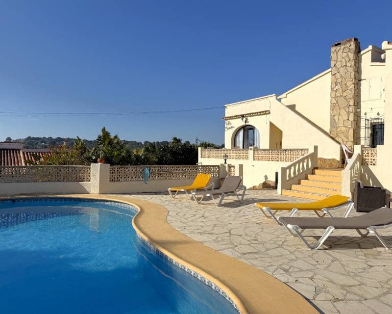 3 Zimmer Villa zu verkaufen in Moraira mit Pool Garage - 665.000 € (Ref: 9694039)