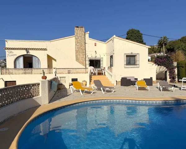 3 bedroom Villa for sale in Pinar del Advocat - Cometa, Teulada-Moraira with pool garage - € 665,000 (Ref: 9694039)