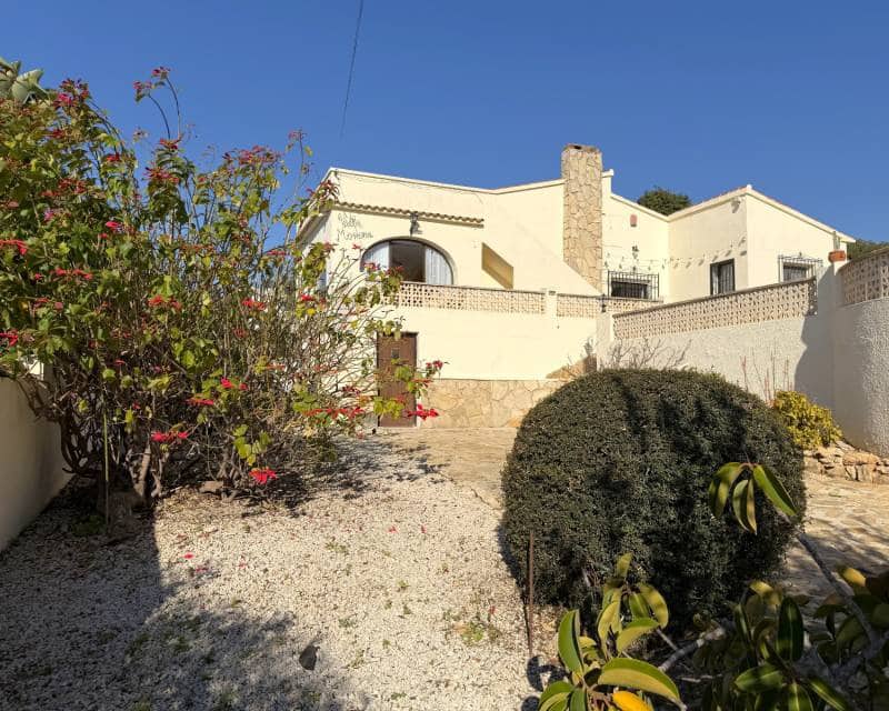 3 Zimmer Villa zu verkaufen in Moraira mit Pool Garage - 665.000 € (Ref: 9694039)