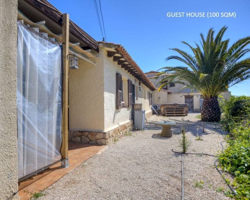 5 quarto Moradia para venda em Benissa com piscina - 650 000 € (Ref: 9708074)