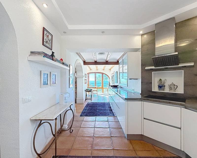 4 soverom Villa til salgs i Benitachell / Benitatxell med svømmebasseng garasje - € 2 350 000 (Ref: 9713200)