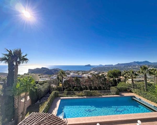 4 soverom Villa til salgs i Benitachell / Benitatxell med svømmebasseng garasje - € 2 350 000 (Ref: 9713200)