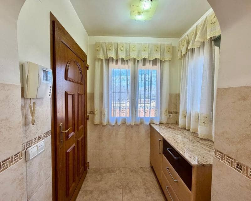 8 bedroom Villa for sale in Pedreguer with pool - € 975,000 (Ref: 9713411)