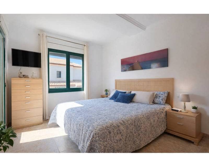4 quarto Moradia em Banda para venda em Javea / Xabia com piscina - 749 000 € (Ref: 9713414)