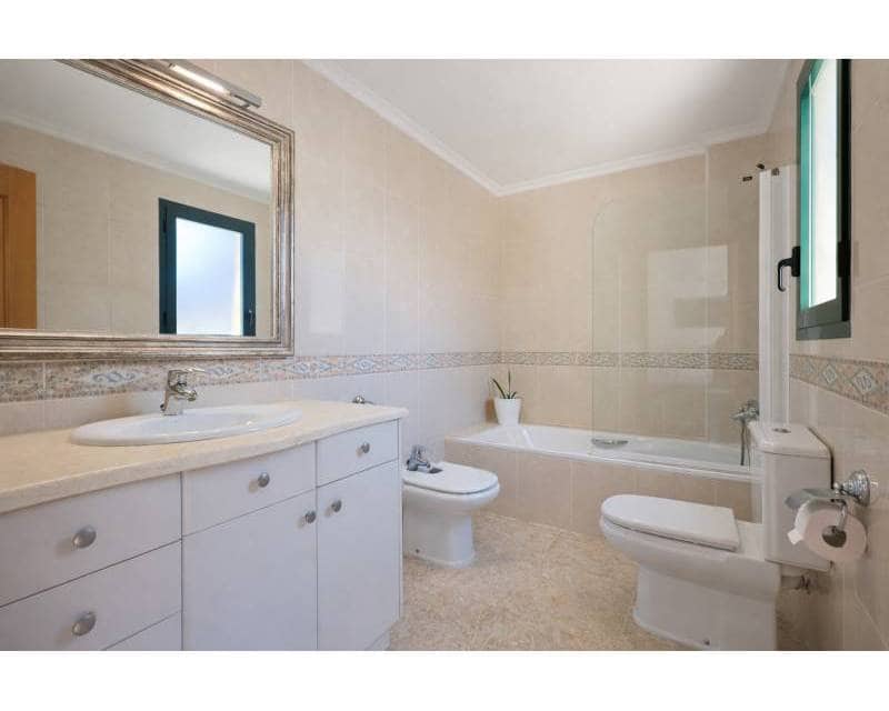 4 quarto Moradia em Banda para venda em Javea / Xabia com piscina - 749 000 € (Ref: 9713414)