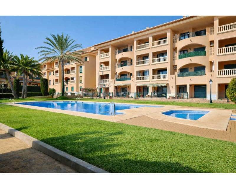 4 quarto Moradia em Banda para venda em Javea / Xabia com piscina - 749 000 € (Ref: 9713414)