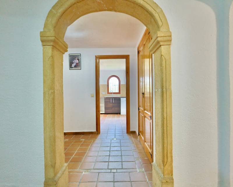 Chalet de 5 habitaciones en Javea / Xàbia en venta con piscina garaje - 760.000 € (Ref: 9713415)