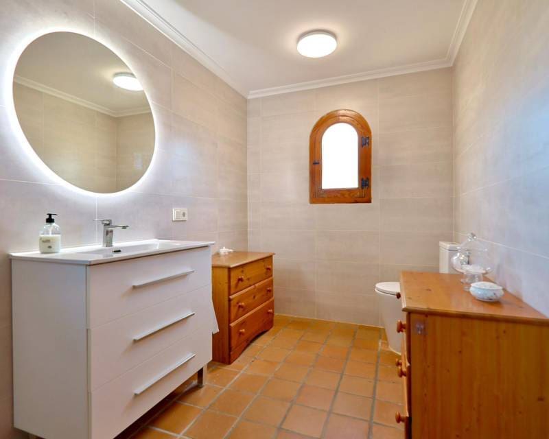 Chalet de 5 habitaciones en Javea / Xàbia en venta con piscina garaje - 760.000 € (Ref: 9713415)