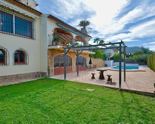 5 bedroom Villa for sale in Javea / Xàbia with pool garage - € 760,000 (Ref: 9713415)