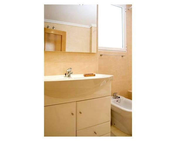 Appartement de 3 chambres à louer à Javea / Xàbia avec piscine garage - 2 200 € (Ref: 9713416)