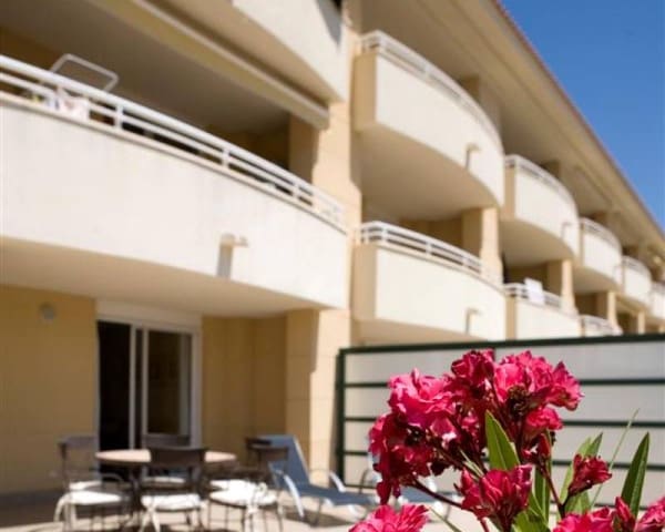 Appartement de 3 chambres à louer à Javea / Xàbia avec piscine garage - 2 200 € (Ref: 9713416)