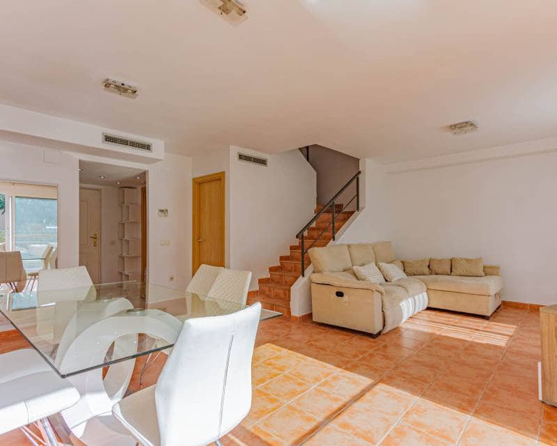 3 quarto Moradia em Banda para arrendar em Javea / Xabia com piscina garagem - 1 500 € (Ref: 9713417)