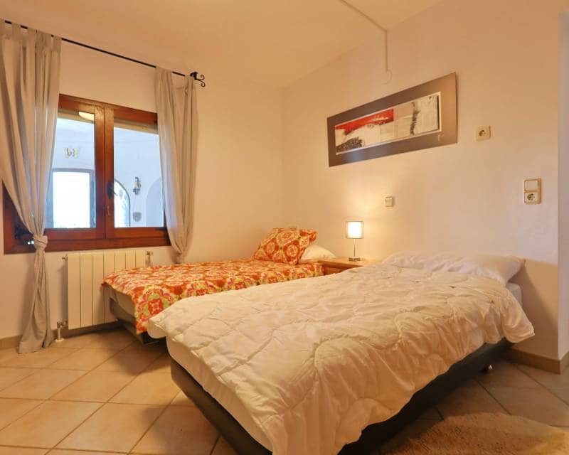 2 soveværelse Villa til salg i Javea / Xabia med swimmingpool - € 899.000 (Ref: 9736115)