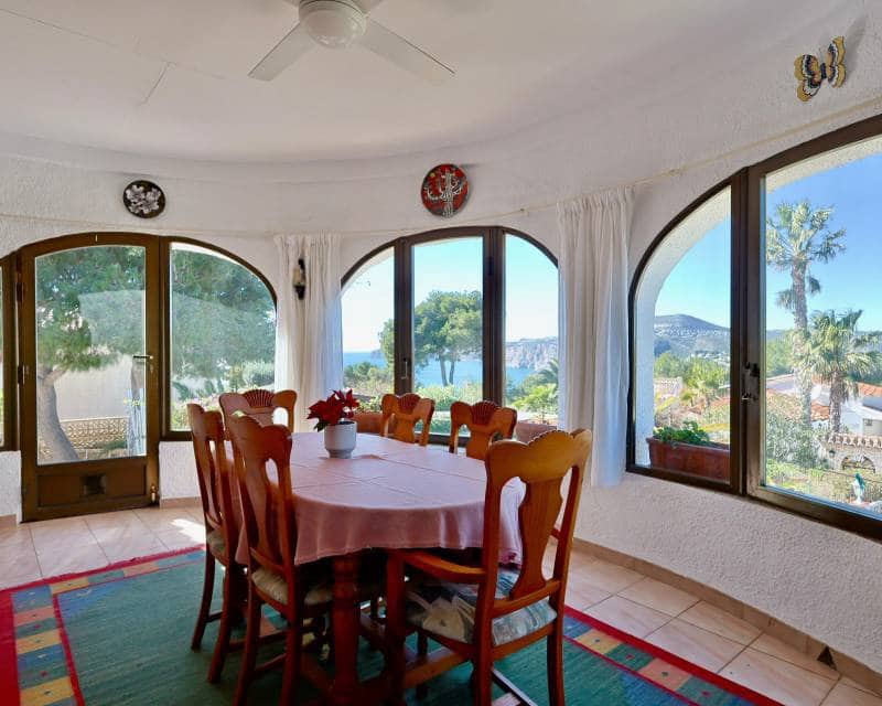 2 soveværelse Villa til salg i Javea / Xabia med swimmingpool - € 899.000 (Ref: 9736115)