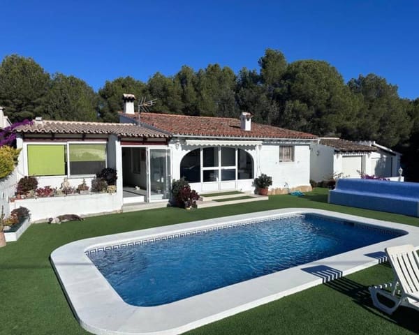 3 slaapkamer Villa te koop in Moraira, Teulada-Moraira met zwembad - € 850.000 (Ref: 9769066)