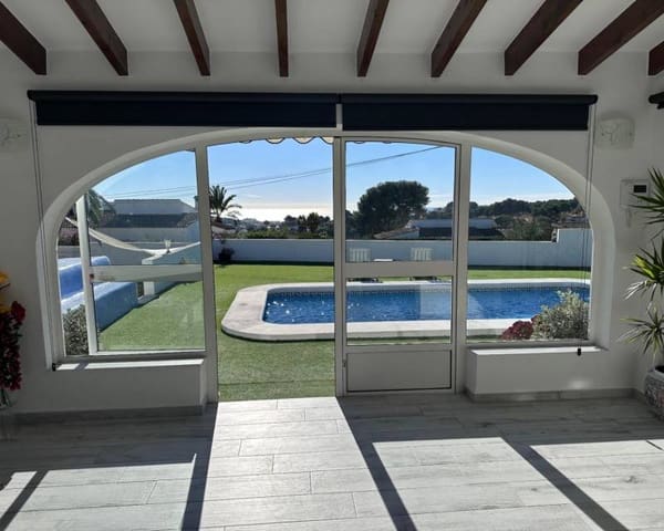 3 slaapkamer Villa te koop in Moraira, Teulada-Moraira met zwembad - € 850.000 (Ref: 9769066)