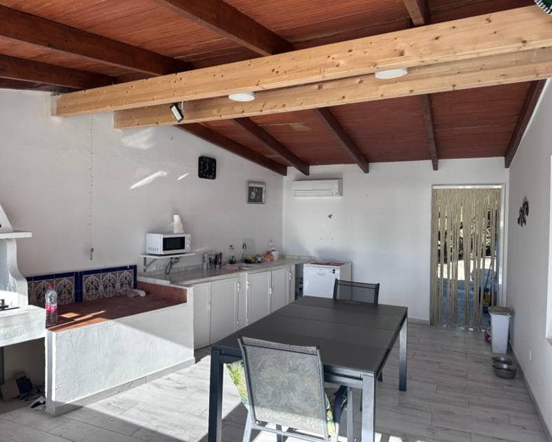 3 slaapkamer Villa te koop in Moraira met zwembad - € 850.000 (Ref: 9769066)