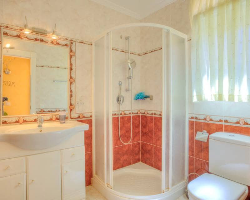 3 sypialnia Willa na sprzedaż w Benissa z basenem garażem - 565 000 € (Ref: 9782231)