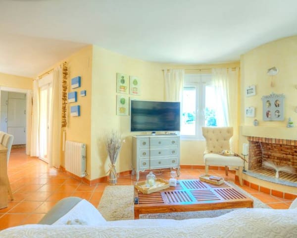 3 sypialnia Willa na sprzedaż w Benissa z basenem garażem - 565 000 € (Ref: 9782231)