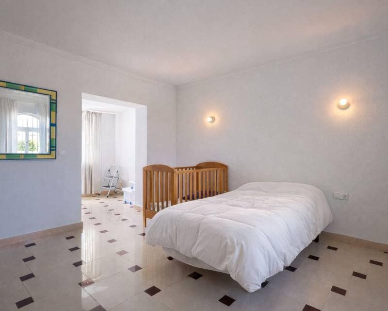 4 bedroom Villa for sale in Denia with pool garage - € 780,000 (Ref: 9782234)