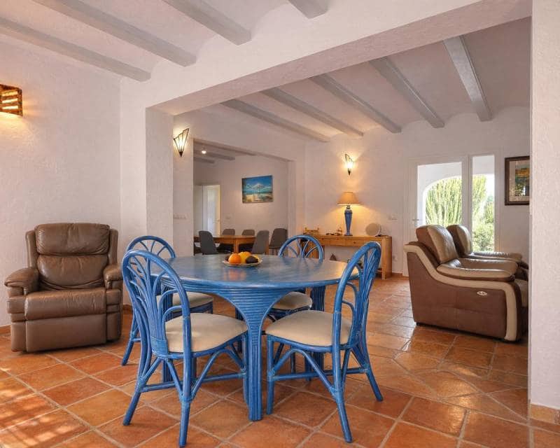 4 quarto Moradia para venda em Denia com piscina garagem - 770 000 € (Ref: 9782234)