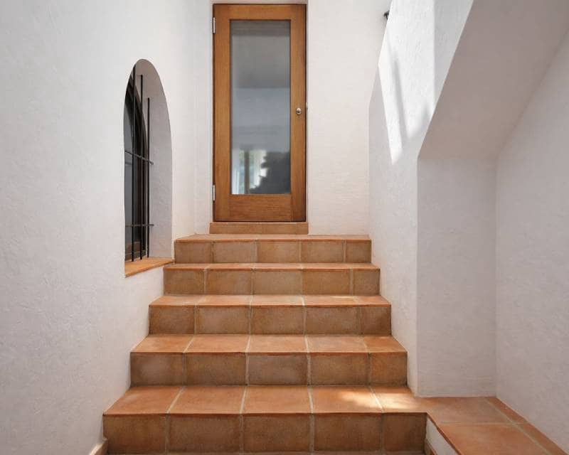 4 quarto Moradia para venda em Denia com piscina garagem - 770 000 € (Ref: 9782234)
