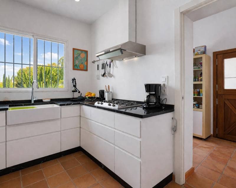 4 quarto Moradia para venda em Denia com piscina garagem - 770 000 € (Ref: 9782234)