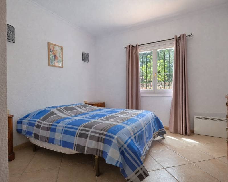4 quarto Moradia para venda em Denia com piscina garagem - 770 000 € (Ref: 9782234)