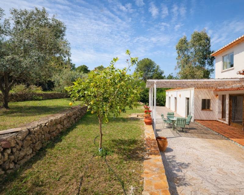 4 quarto Moradia para venda em Denia com piscina garagem - 770 000 € (Ref: 9782234)