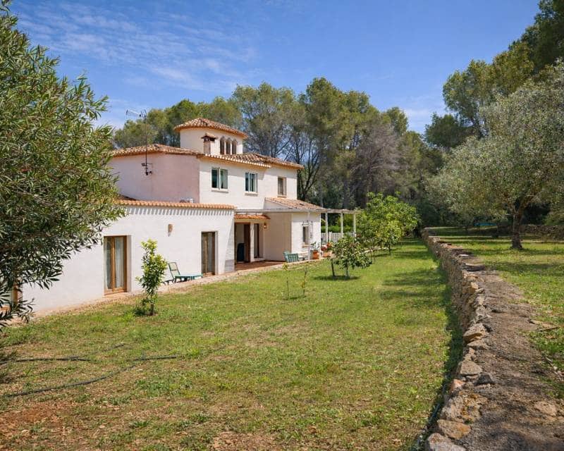 4 quarto Moradia para venda em Denia com piscina garagem - 770 000 € (Ref: 9782234)