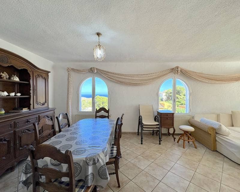 4 soverom Villa til salgs i Benitachell / Benitatxell med svømmebasseng - € 595 000 (Ref: 9782235)