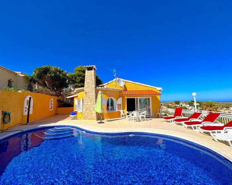 4 soverom Villa til salgs i Benitachell / Benitatxell med svømmebasseng - € 595 000 (Ref: 9782235)